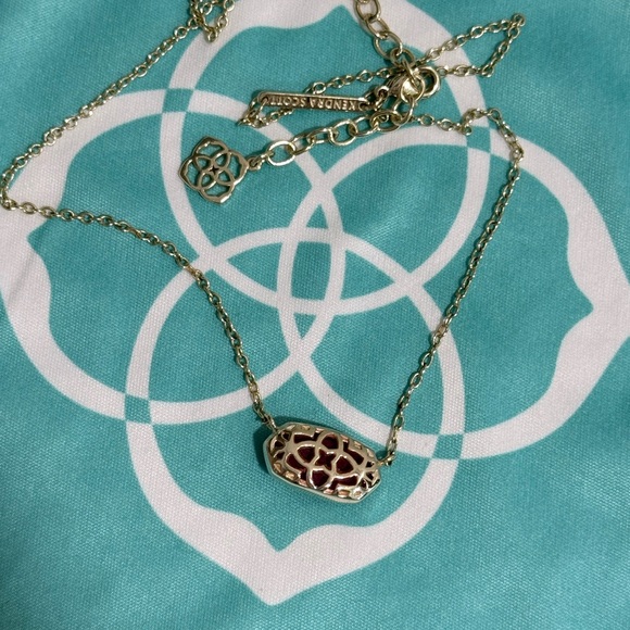 Kendra Scott Elisa Gold Chain Necklace Magenta stone 15-17” length w/ bag - Picture 5 of 6